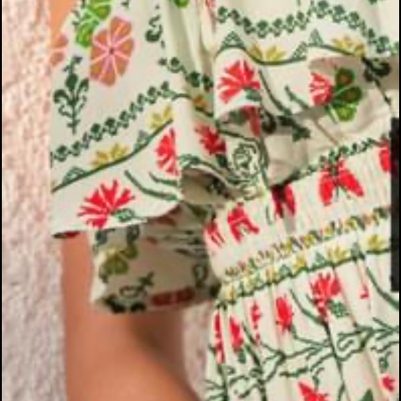 New with tags CUPSHE strapless dress- super cute! - Picture 2 of 5